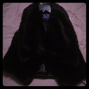 Black faux fur vest from Buckle
